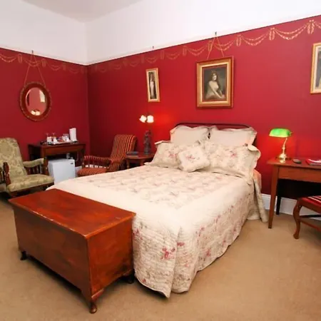 Ashton Gate Guest House-2